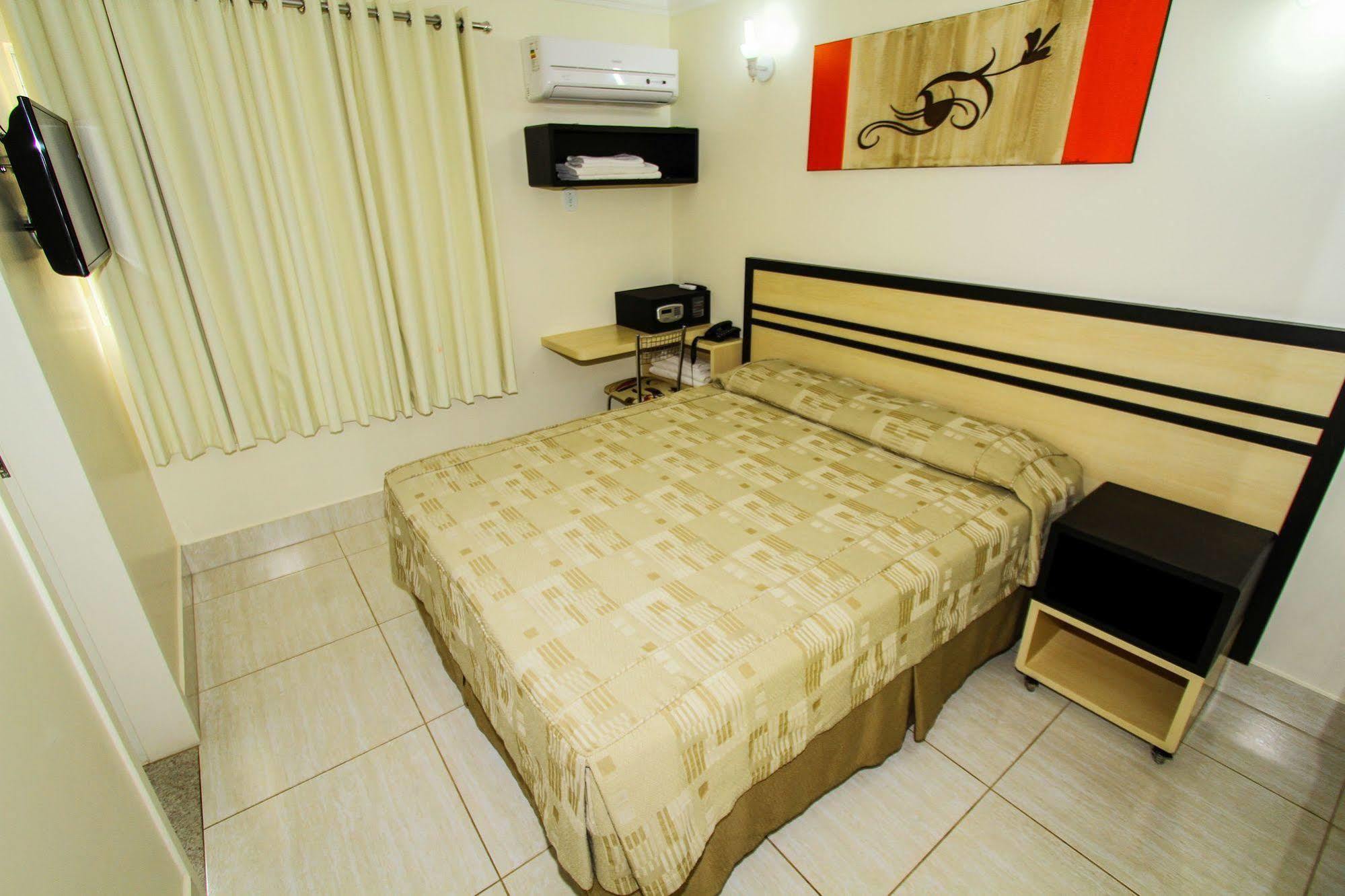 Di Roma Resorts - Reis Imoveis Caldas Novas Exterior photo